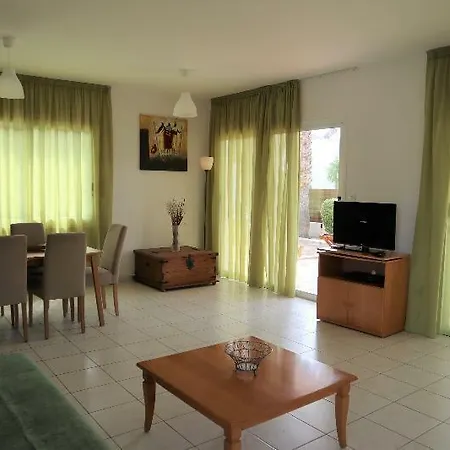Elite Villa Coral Bay